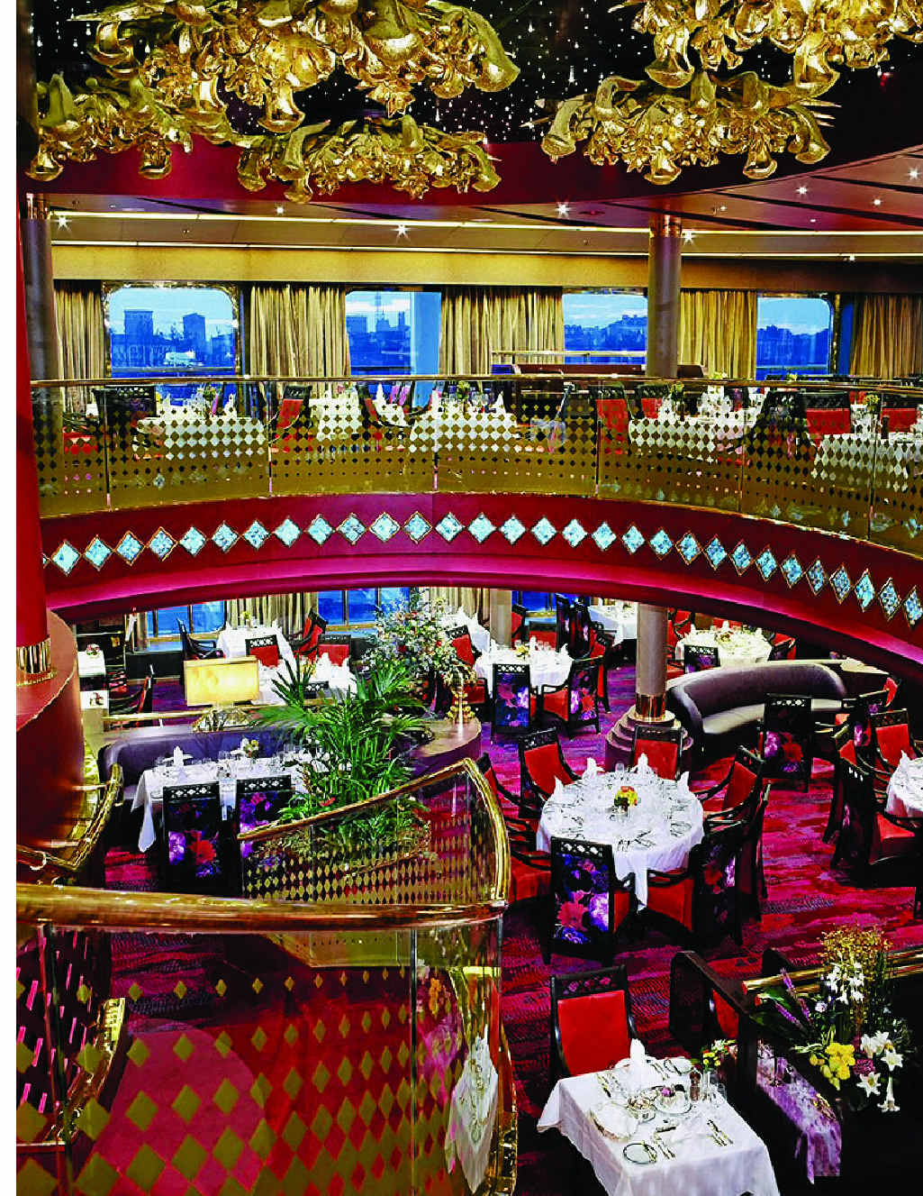 In the elegant Vista Dining Room, every meal – breakfast, lunch and dinner – is a celebration. In the elegant Vista Dining Room, every meal – breakfast, lunch and dinner – is a celebration.